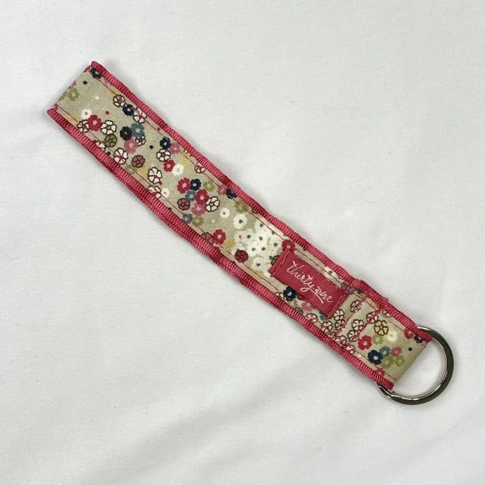 Thirty One 31 Hang It Up Key Fob Free Spirit Wristlet Keychain Pink Ditzy Floral